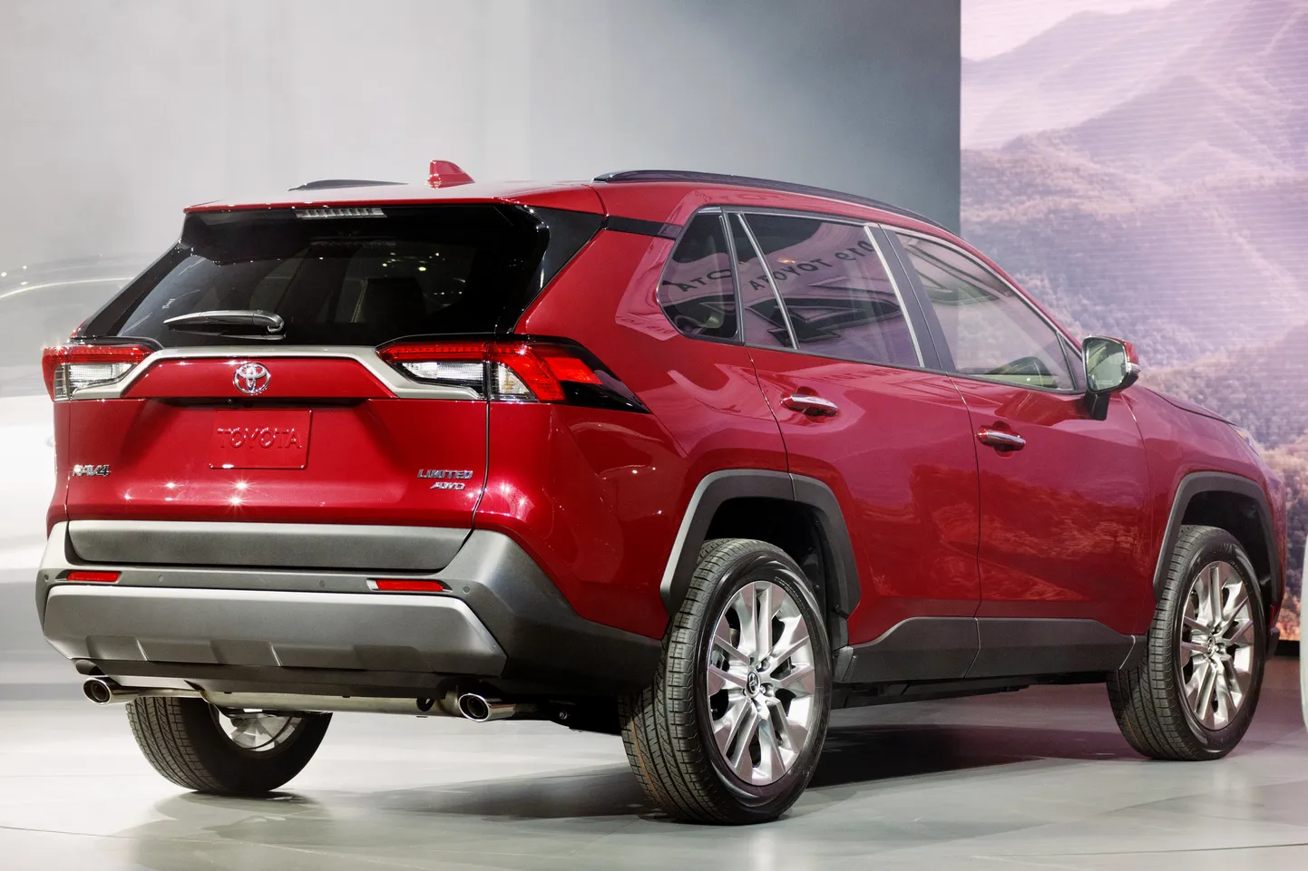 2019. aastakäigu Toyota Rav4.