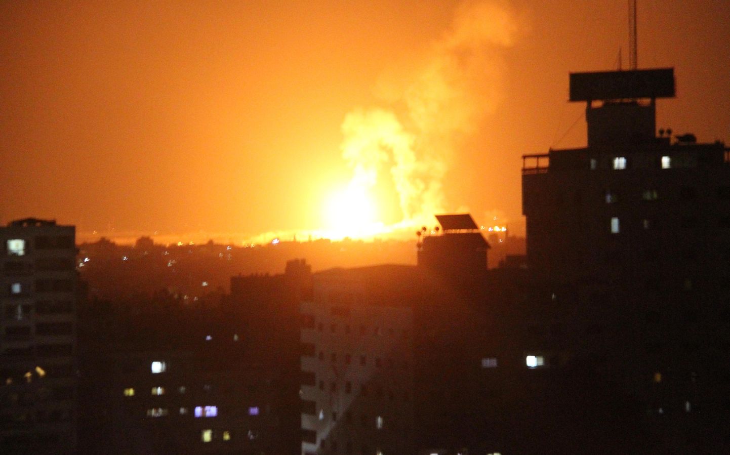 Iisraeli õhurünnak Gazas.
