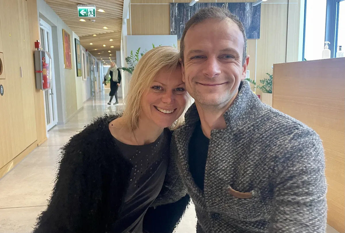 Heidi ja Taavi tähistavad oma suhte aastapäeva.