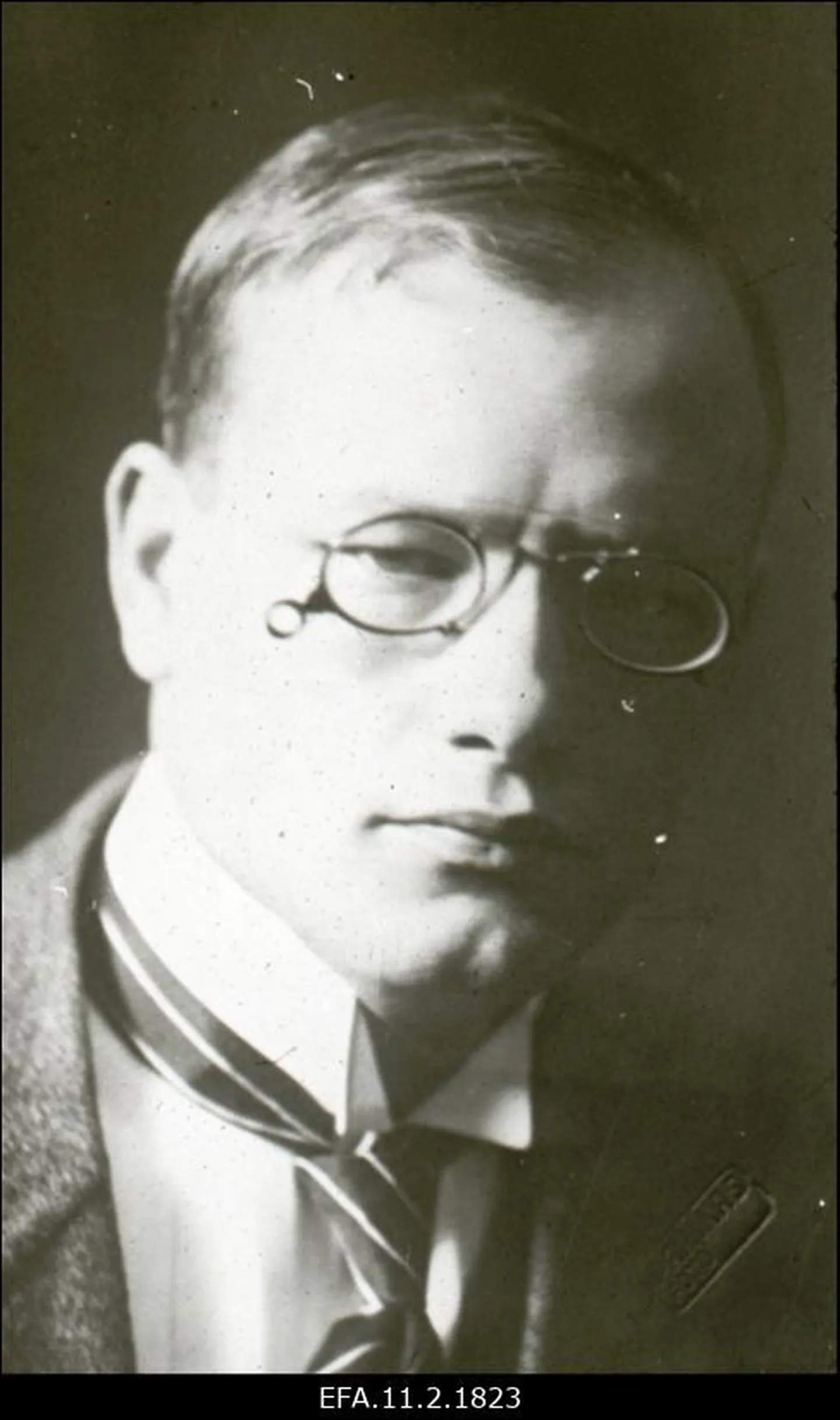 Kirjanik August Gailit aastal 1920.