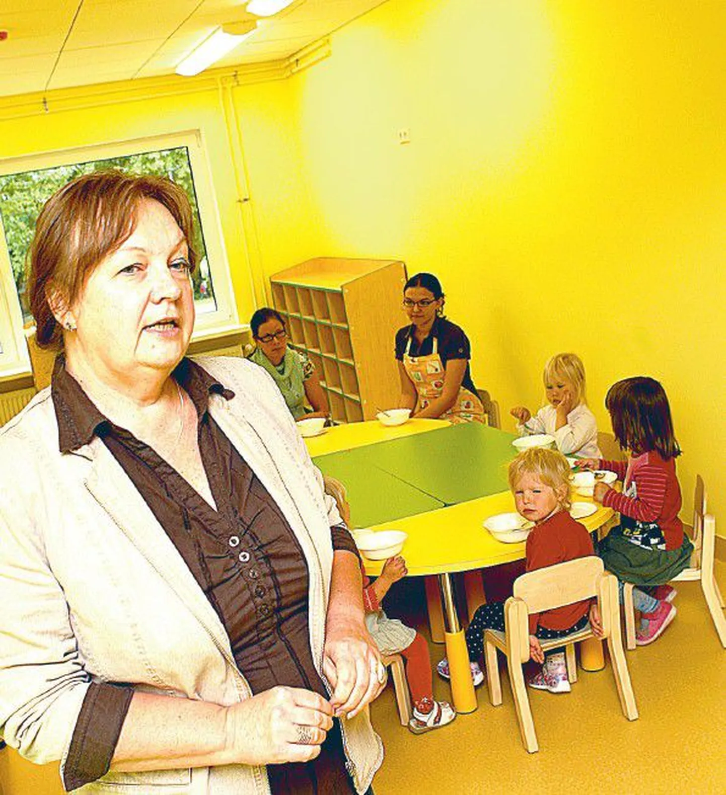 Esimestel harjutuspäevadel käivad lapsed uue eluga tutvumas mõne tunni kaupa ja lähevad pärast lõunat koju. Meelespea lasteaia direktori Heda Kala sõnul on rühmade nimekirjad küll paigas, kuid kõik ei ole veel kohal käinud, lapsi lisandub septembrini.