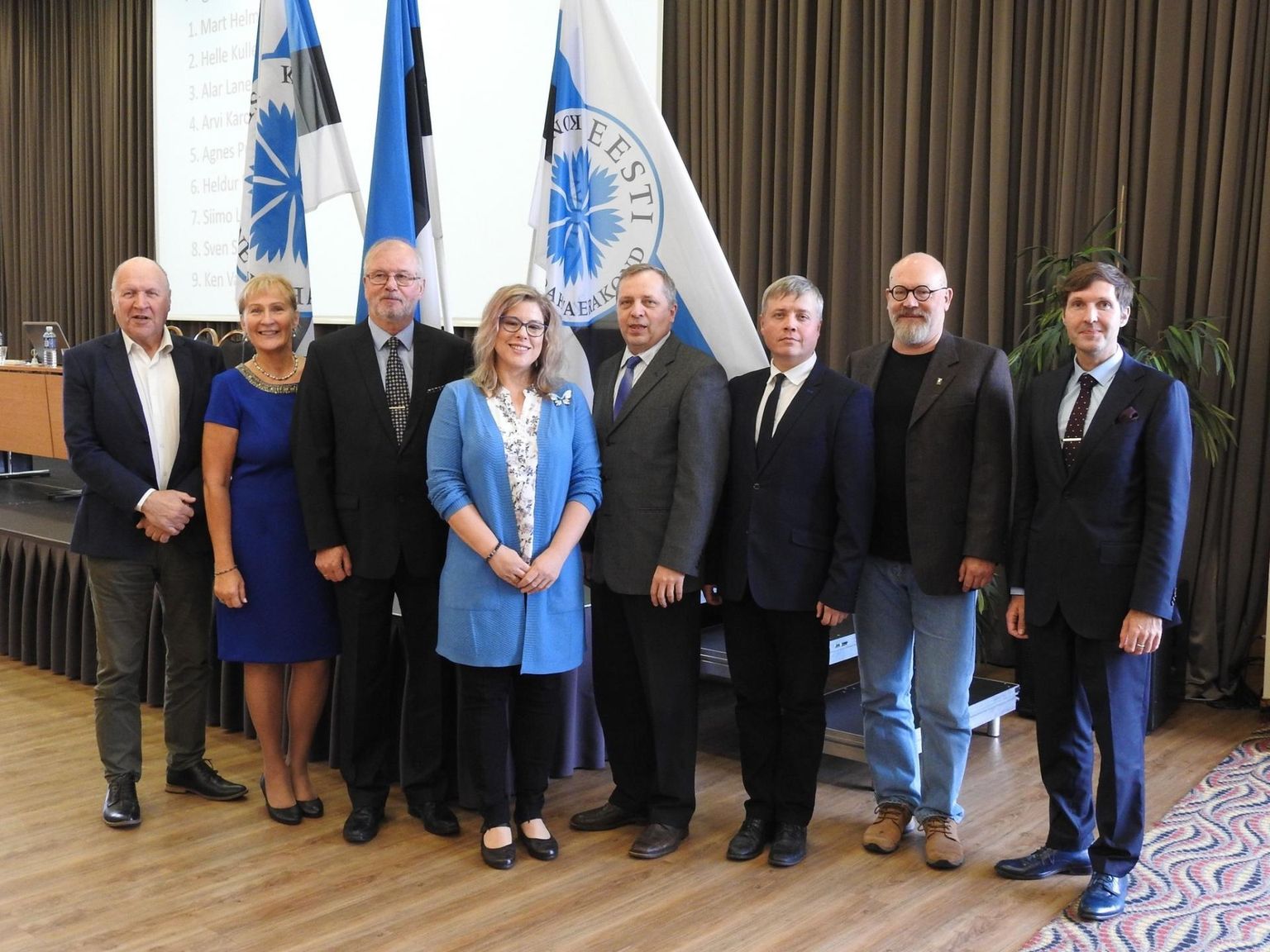 EKRE Pärnumaa piirkonna üldkoosolekul sõeluti 14 kandidaadi seast välja üheksa, kes hakkavad pürgima kevadistel valimistel parlamenti.