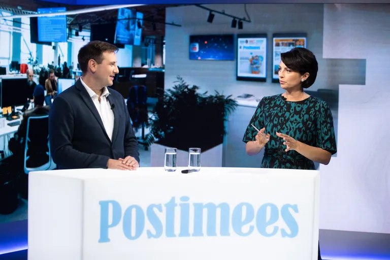 Студия Postimees: рост уличной преступности, камеры слежения за скоростью – новая реальность Ласнамяэ? / Одежда ведущей: Tallinna Kaubamaja