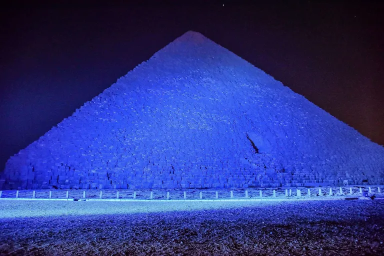 Giza suur püramiid
