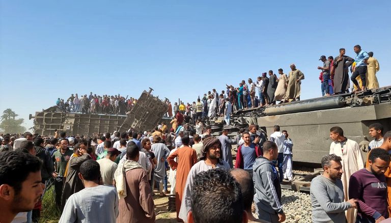 Rongiõnnetus Kesk-Egiptuses Sohagi provintsis, kus kaks reisirongi kokku põrkasid