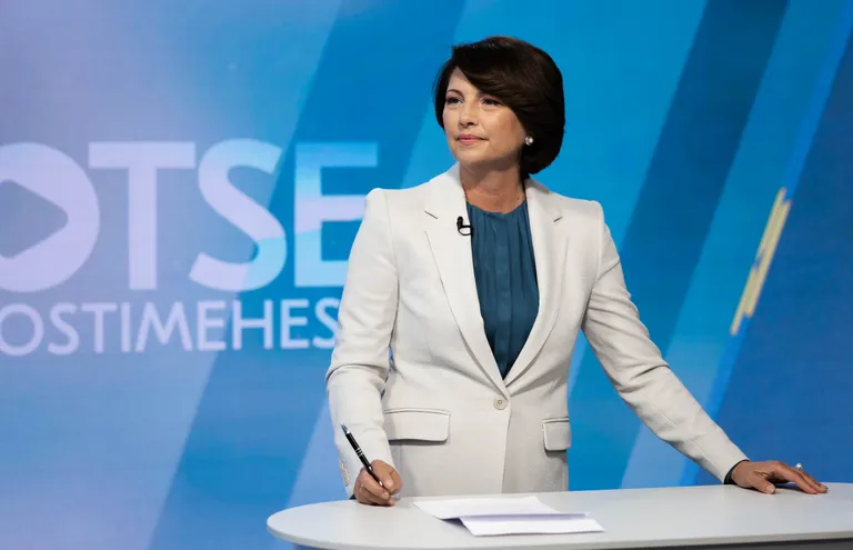 Студия Postimees: что ждет Евросоюз? Отвечает Матти Маазикас / Одежда ведущей: Tallinna Kaubamaja