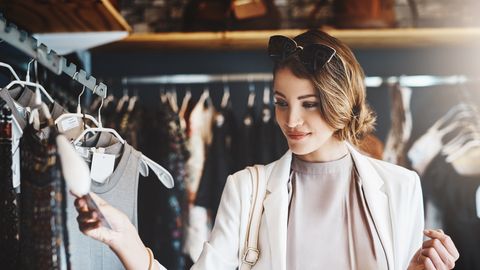 UUS TREND ⟩ Täiskasvanud lapsed hooplevad vanematega koos elamisega: üüriraha kulub reisidele ja luksuskottidele