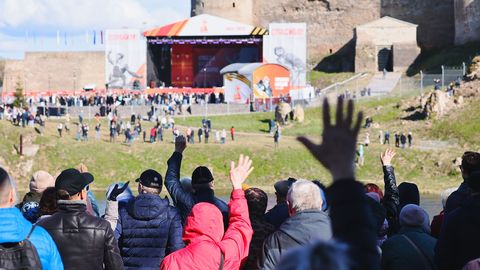 VLADIMIR SAZONOV ⟩ Kremli propaganda külvab hirmu. See teenib sõltuvalt publikust mitut eesmärki