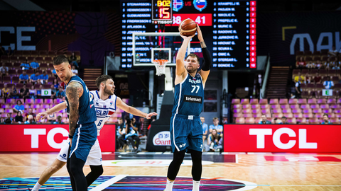 Atlikušās ceļazīmes uz Rīgu – Latviju ceturtdaļfinālā var gaidīt NBA superzvaigzne