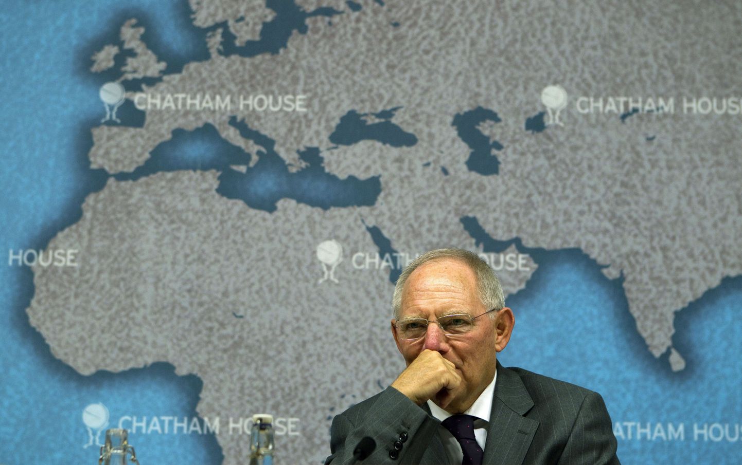 Schäuble pani pangandusliidu plaanile pidurit.