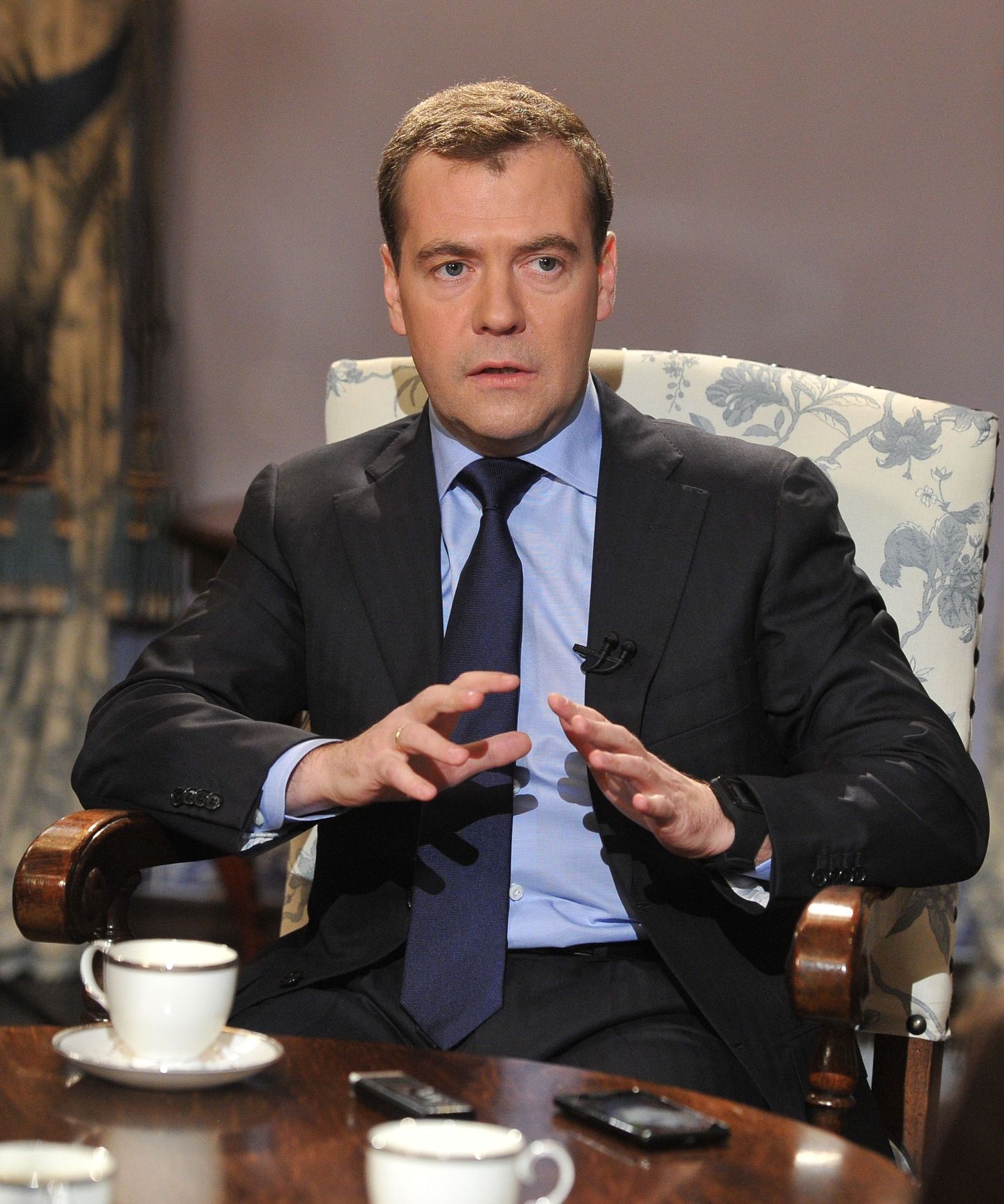 Dmitri Medvedev intervjuud andmas