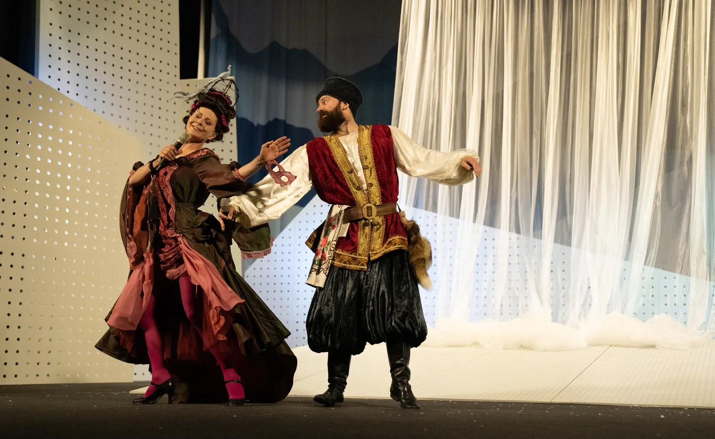 Rakvere teatri etenduse "Tavaline ime" proov, Ülle Lichtfeldt ja Margus Grosnõi.