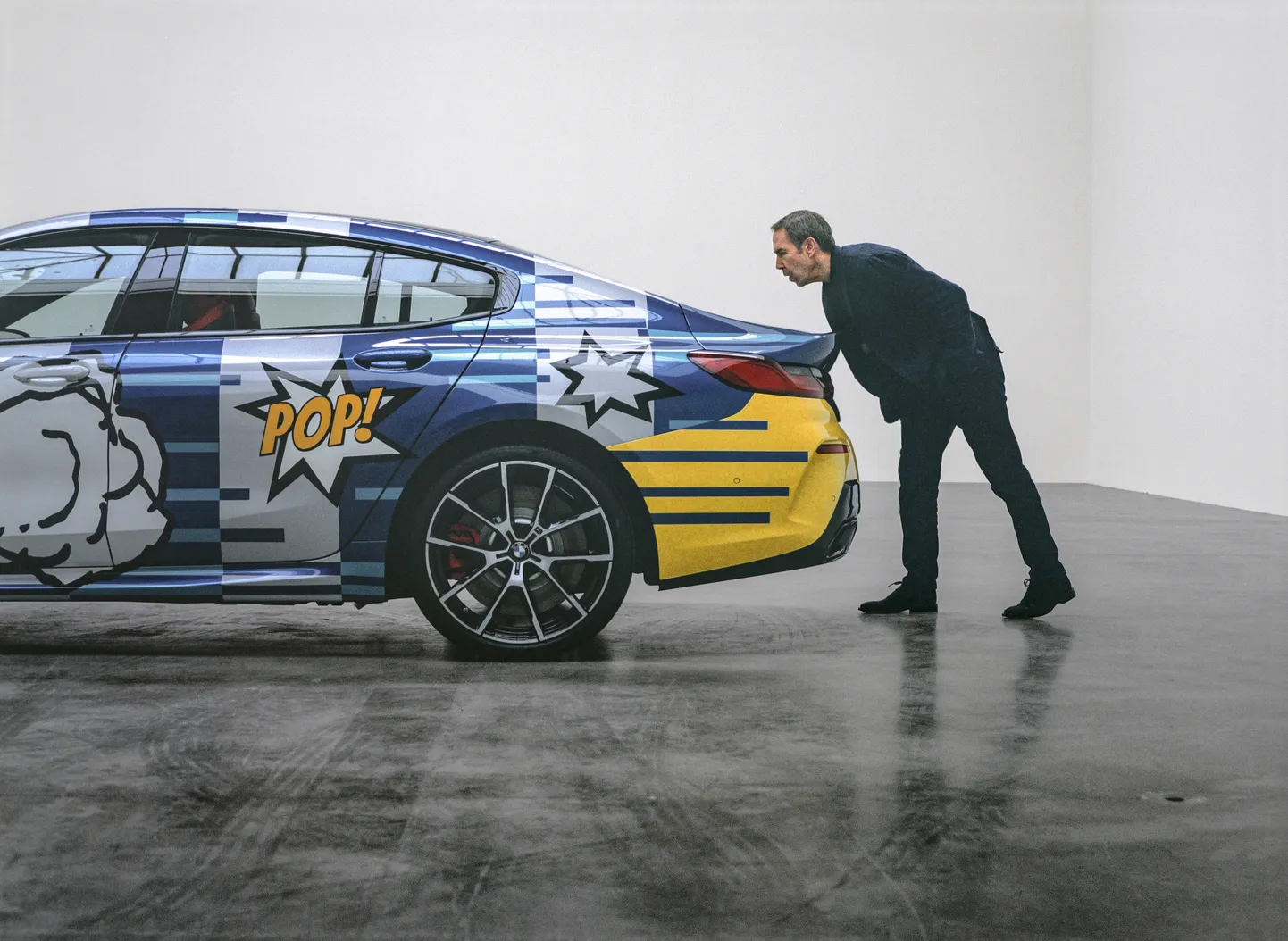 Jeff Koonsi BMW art car.