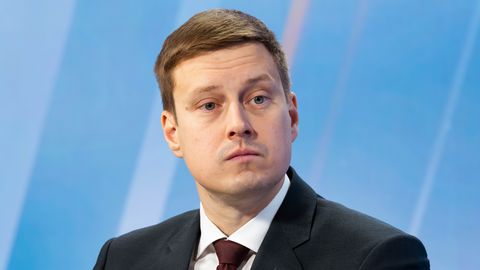 Eesti paneb palkade läbipaistvuse direktiivi ülevõtmise pausile