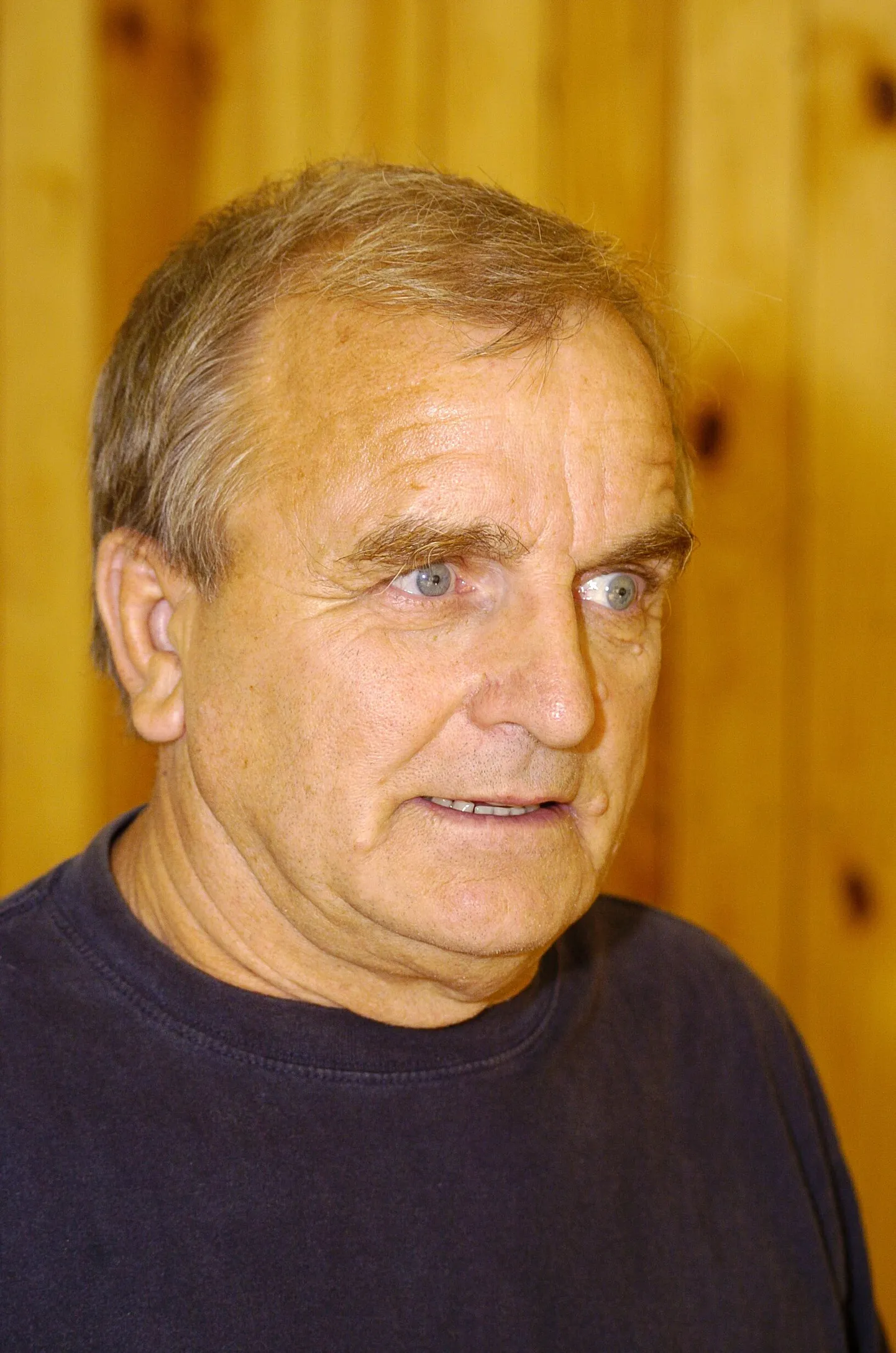 Maadlusklubi Suure Karu Pojad treener Karl Pajumäe on noorte maadlustreenerina tegutsenud üle 50 aasta ja tema käe alt on välja kasvanud mitu Eesti koondislast.
