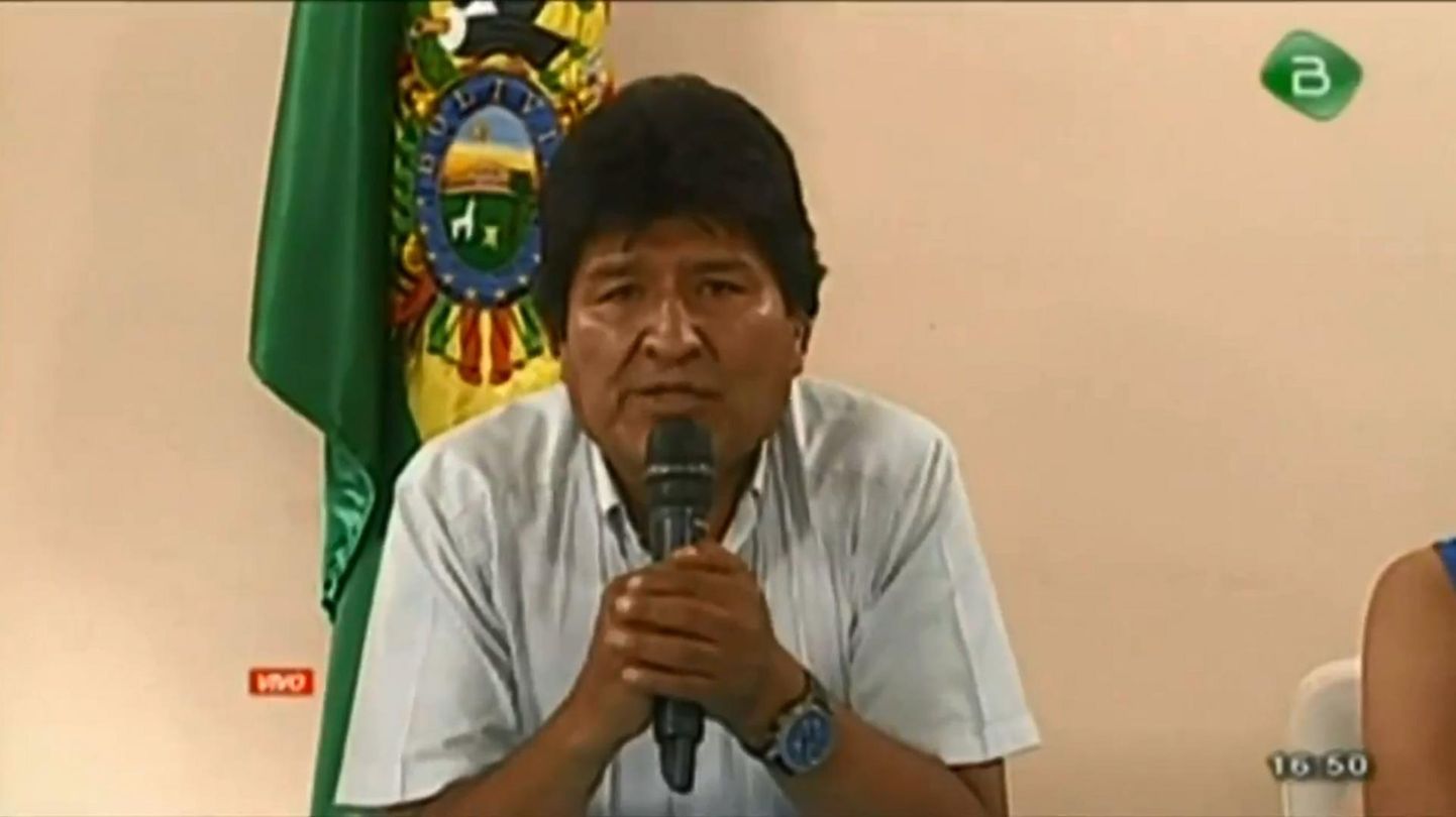 Pea 14 aastat Boliiviat tüürinud president Evo Morales teatas üleeile õhtul tagasiastumisest. 