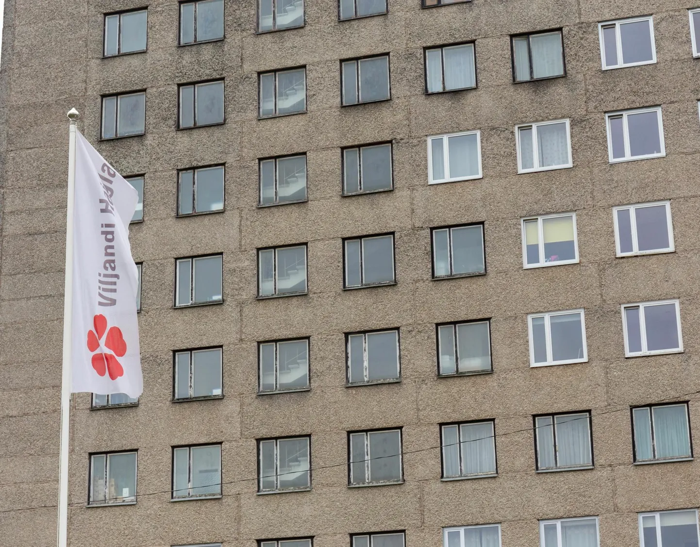 PRÄÄNIK

Seni saatis Viljandi haigla sõnumi teel meeldetuletuse üksnes esmasele eriarsti vastuvõtule tulijaile. 16. detsembrist saavad teavituse ka need, keda ootab ees korduv vastuvõtt.