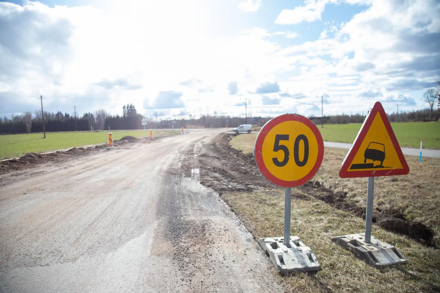 Teel on teetööde tõttu kiirus piiratud. Pilt on illustreeriv.
