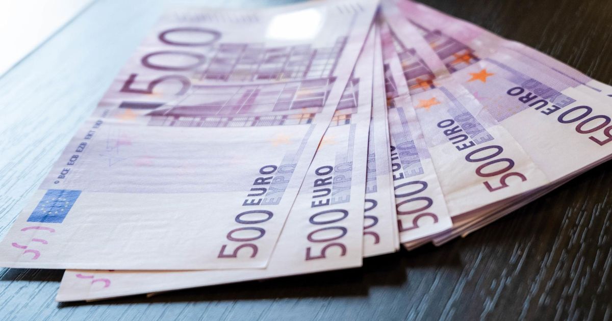 Kordades üle keskmise: Järvamaa ametnikele tulevad palgasedelid ka 4209, 3670 või 2550 euroga