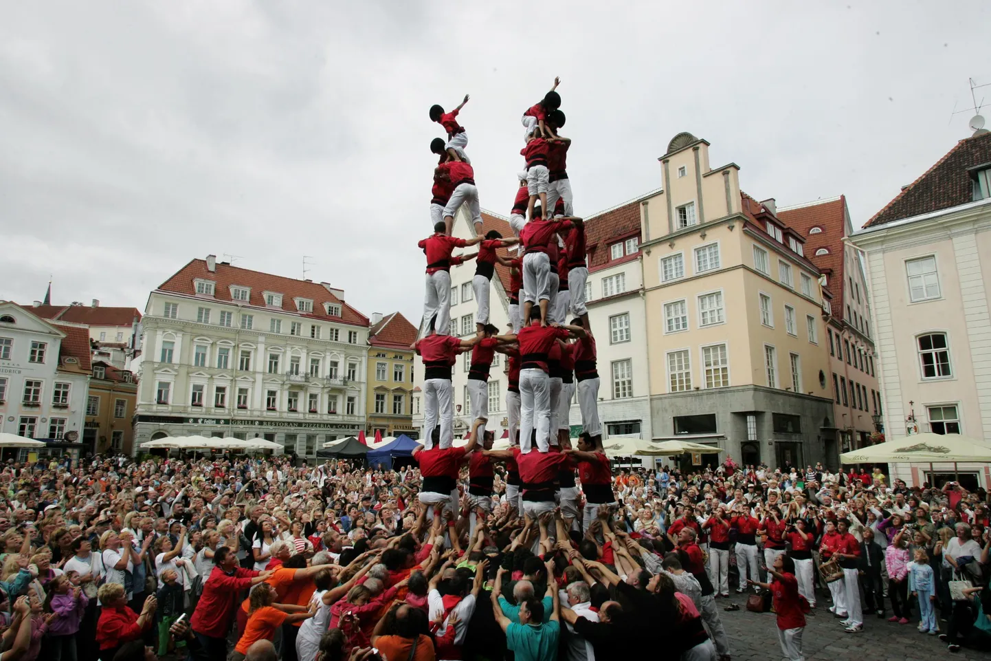 Katalaanide folkloorifestival Tallinnas 2008. aastal.