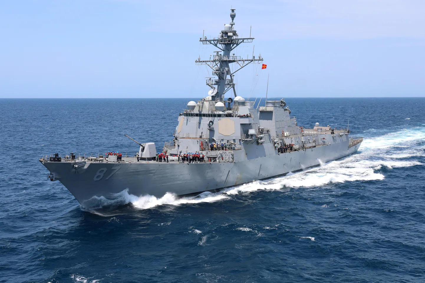 USA mereväe hävitaja USS Mason.