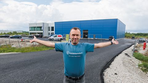 Aafrika puidust reketid ja uued pakendid: Ida-Viru väikeette