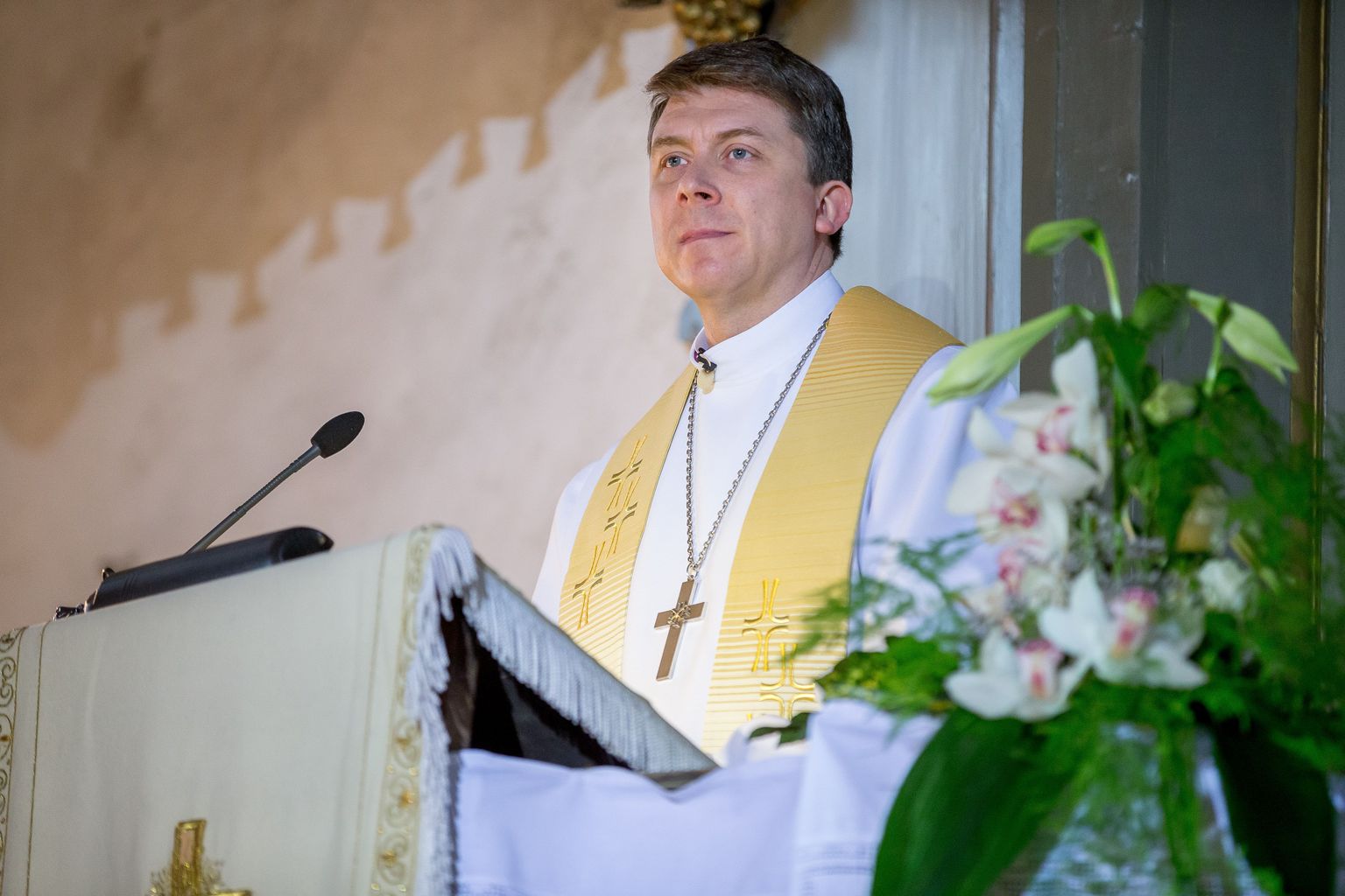 Peapiiskop Urmas Viilma Tallinna Piiskoplikus Toomkirikus.