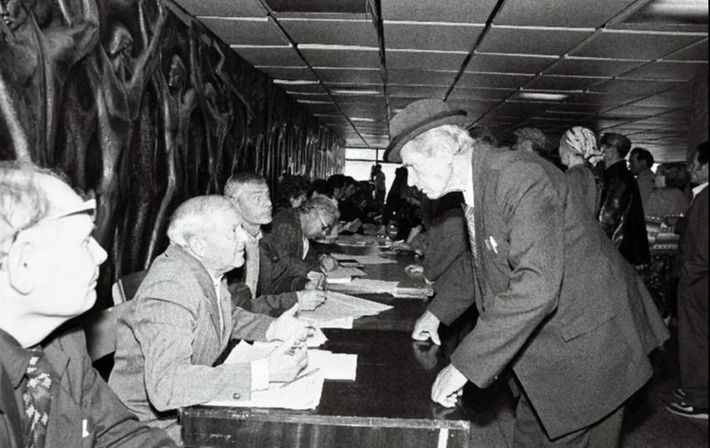 1993. aasta juulireferendumil osalesid Narva ja Sillamäe elanikud.