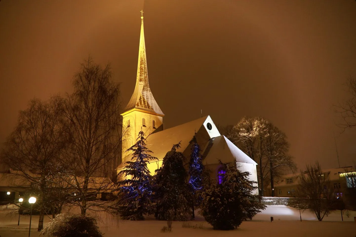 Rakvere Kolmainu kirik.