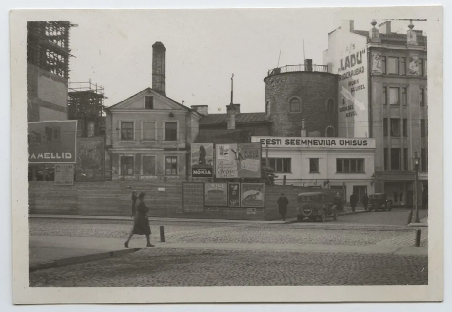 Tallinn, Valli tänav, keskel Hinke torn. (TLM F 303); Tallinna Linnamuuseum;