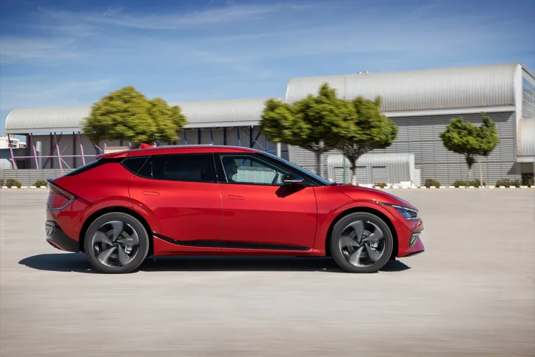 Электромобиль Kia EV6