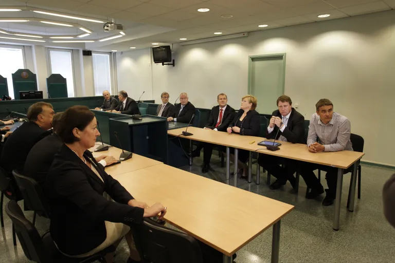 Maadevahetusprotsess aastal 2012.