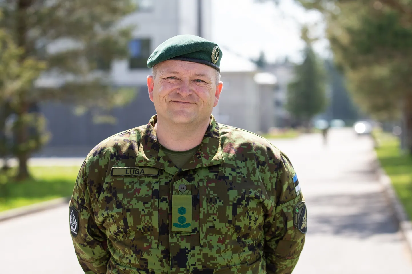 Tarvo Luga ütleb Viru jalaväepataljonist lahkudes, et kui kollektiiv on hea, siis jäävad lauale lausa küünejäljed − ei taha minna. Aga kaitseväes ei ole valikuid.