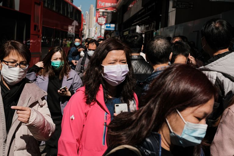 Hingamisteid kaitsvaid maske kandvad hiinlased