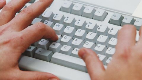 Eesti riigiga ei saa peagi .ru-lõpulistelt e-posti aadressidelt senisel viisil suhelda
