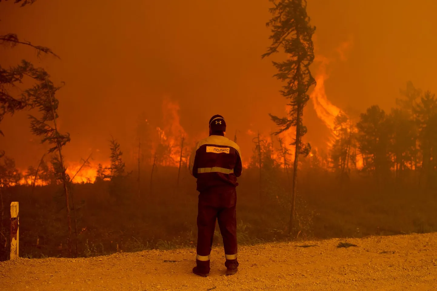 Tulekahju Jakutskist läänes asuvas külas.
