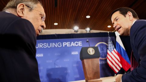 ASV valsts sekretārs runājis ar Lavrovu