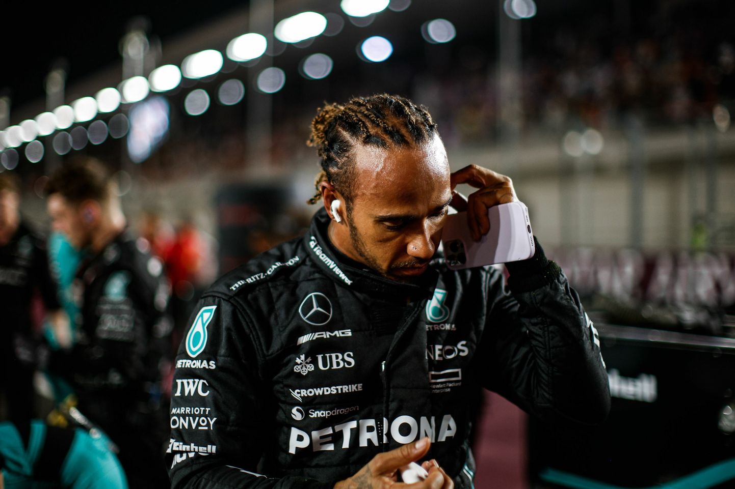 Lewis Hamilton kaotas Mercedesesse usu.