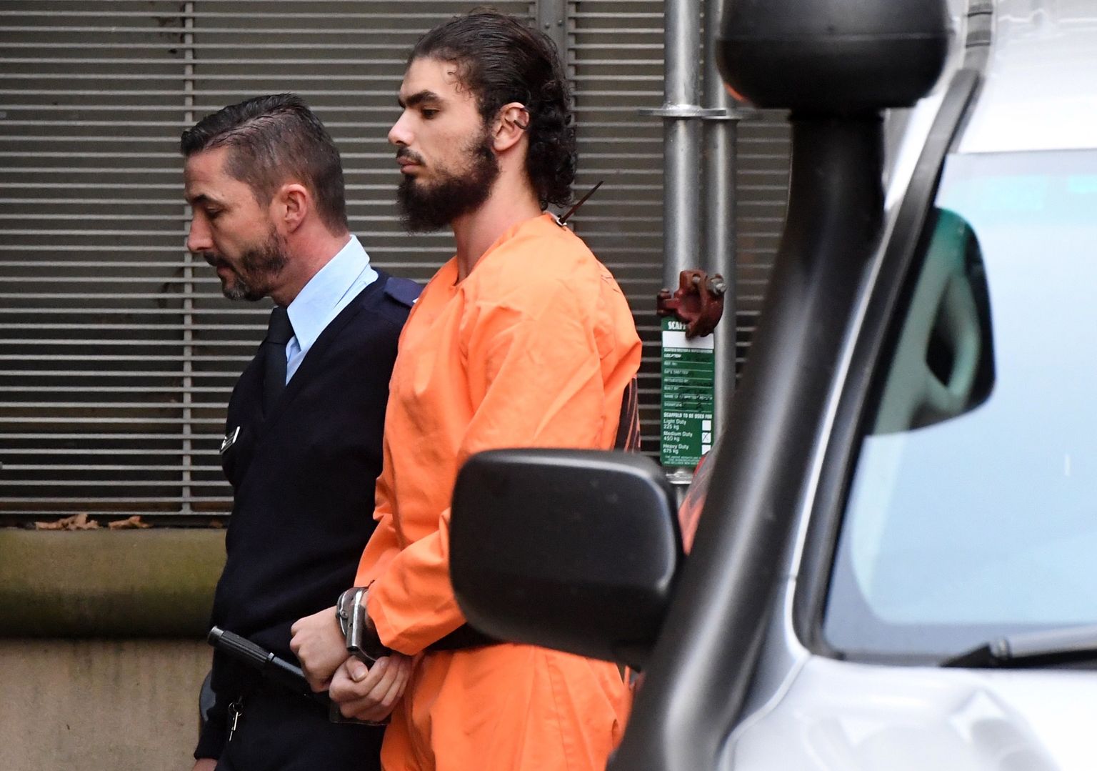 Islamiriigi võitlejat Moudasser Talebi viiakse  Sydney kohtusse.