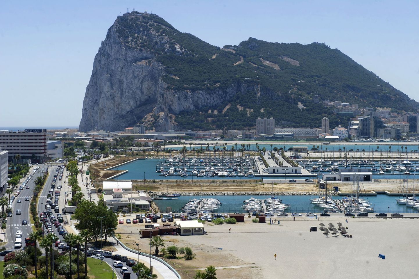 Piiriületusjärjekord Hispaania ja Gibraltari vahel.