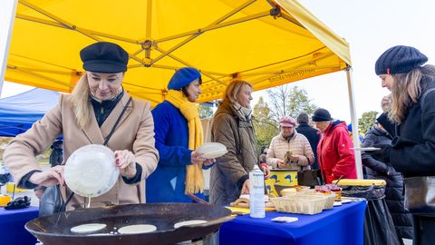 Pannkoogilõhnane tänavakampaania jätkub valimispäeval täie hooga