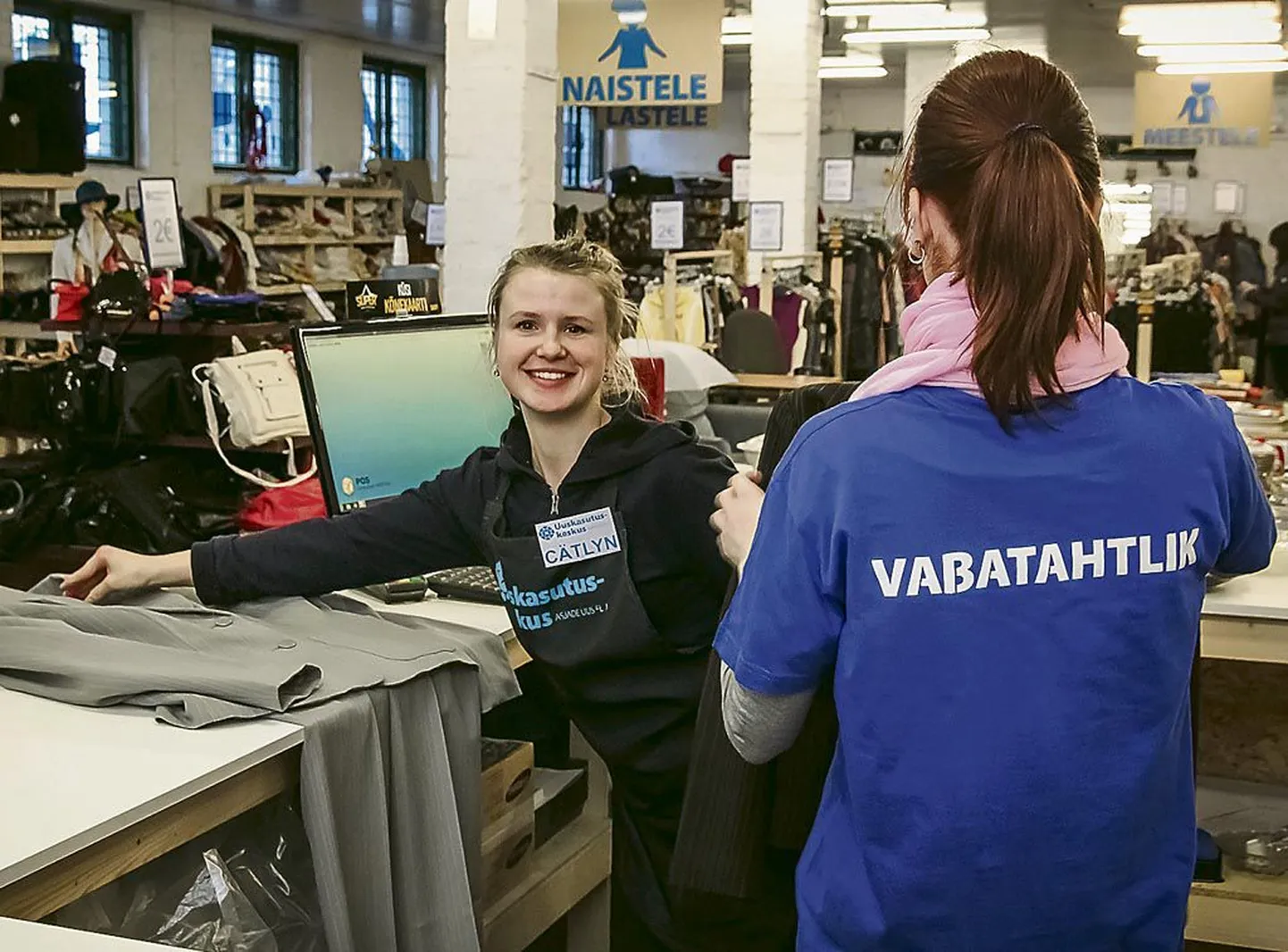 Kui klient soovitavat eset uuskasutuskeskuse poest ei leia, paneb müüja Cätlyn Rattasep soovi kirja ja kui vajalik asi kaubapakkide hulgast või annetajate toodu seast peaks välja ilmuma, võetakse kliendiga ühendust.