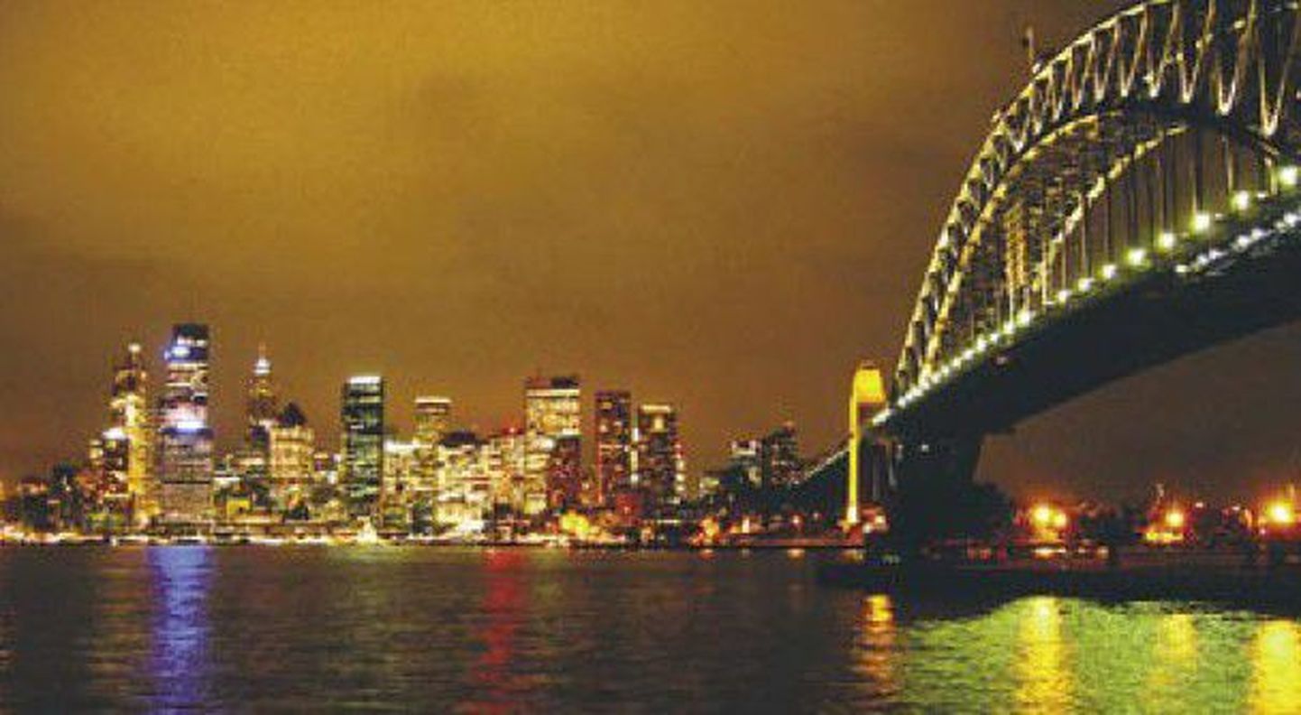 Austraalia tuntuim linn Sydney öösäras.