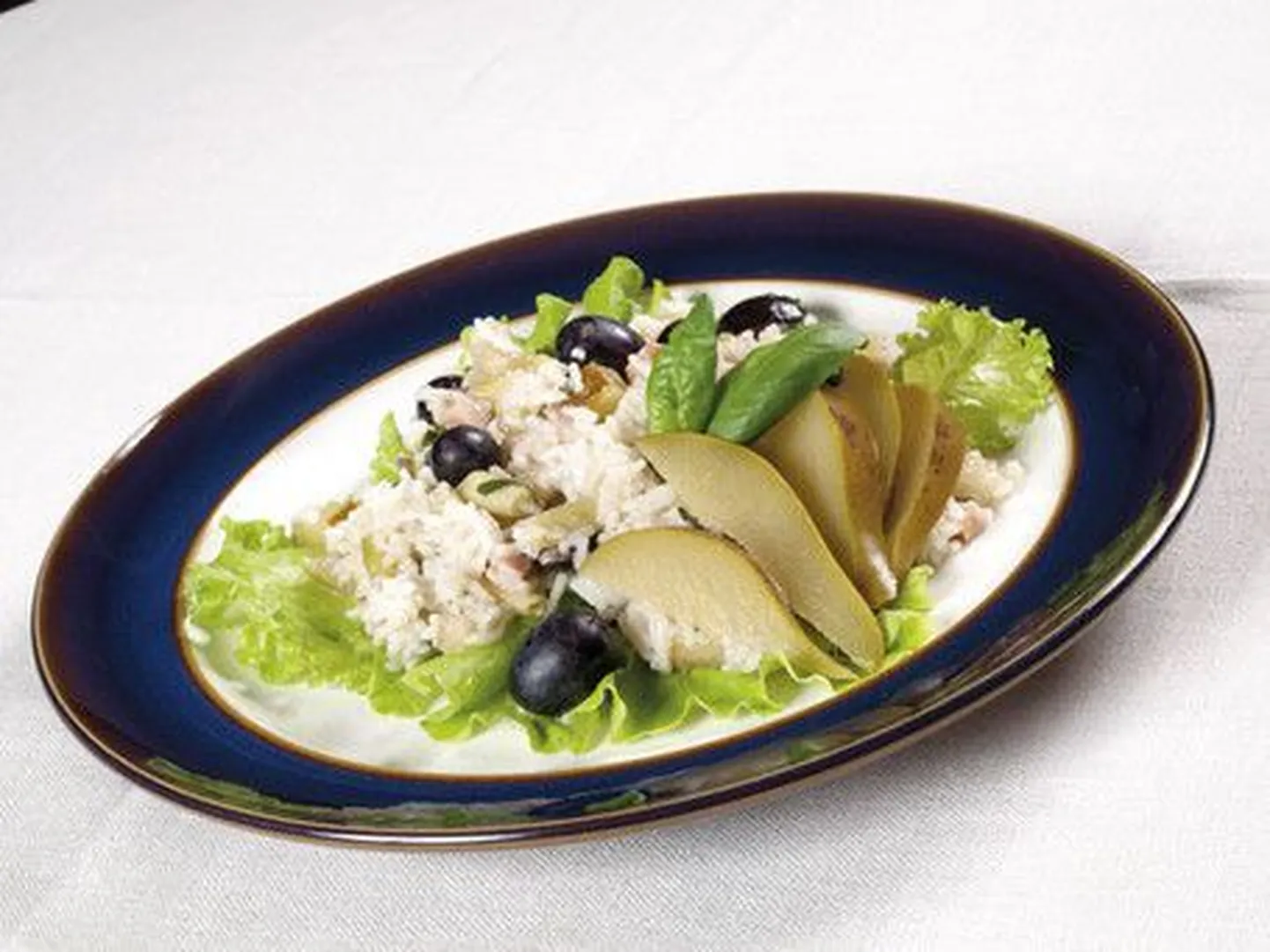 Riisisalat linnulihaga.