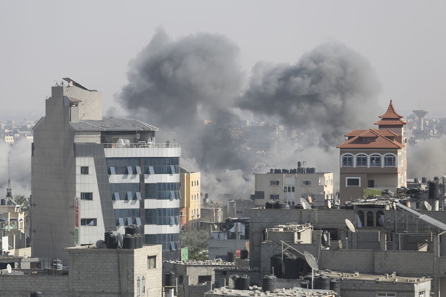 Rafah linn Gaza sektoris, mida on tabanud Iisraeli rakett.