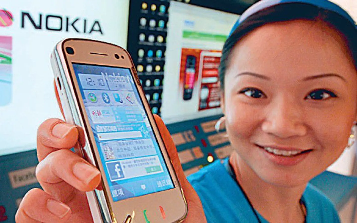 Usinast reklaami- ja müügitööst hoolimata on Nokia kasum kolinal allamäge läinud.