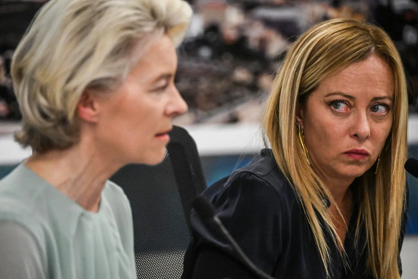 Euroopa Komisjoni president Ursula von der Leyen ja Itaalia peaminister Giorgia Meloni pressikonverentsil Lampedusa saarel.