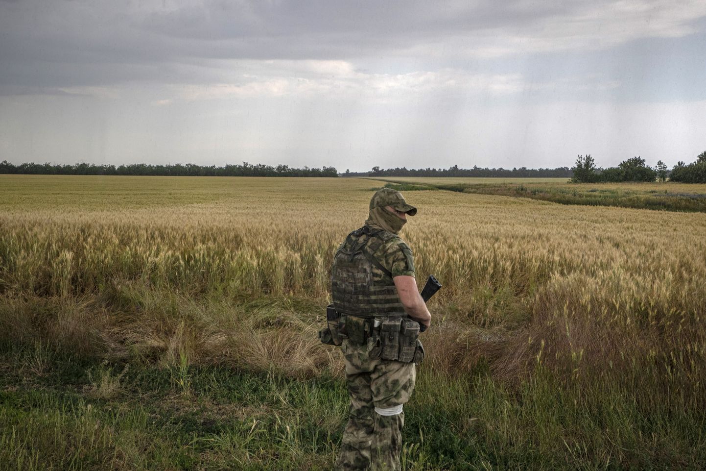Российский военный в украинском Мелитополе