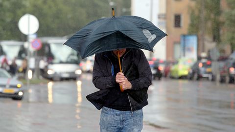 V Latviji konec tedna pričakovati spremenljivo vreme z občasnim dežjem in grmenjem