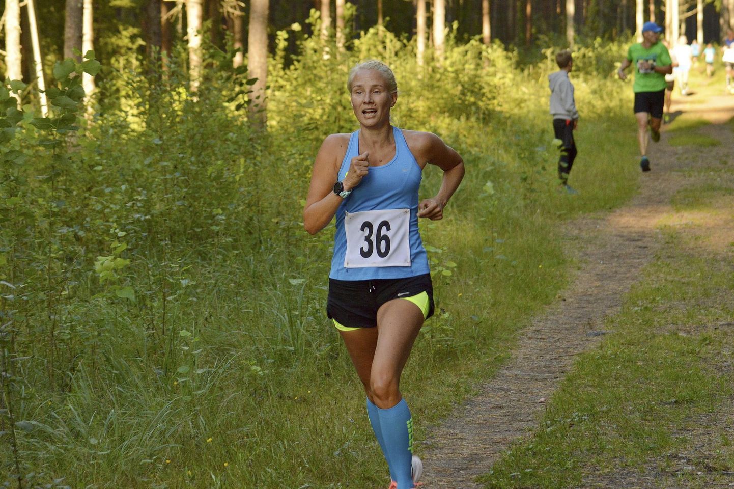 Anu Teppo trennides lööb Pärnus kaasa ­ligemale 40 jooksusõltlast.